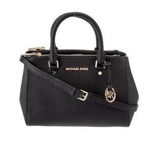 MICHAEL MICHAEL KORS
Saffiano Leather Handle Bag -Like New